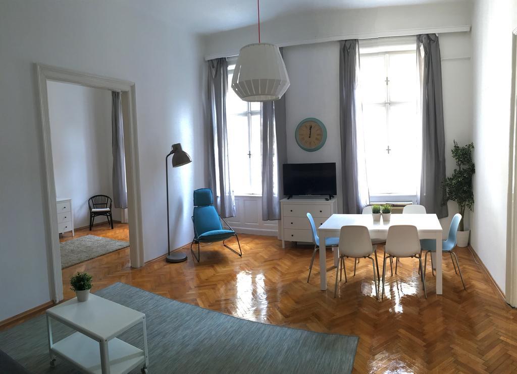 Budget Apartment By Hi5-Rakoczi 24 ブダペスト エクステリア 写真