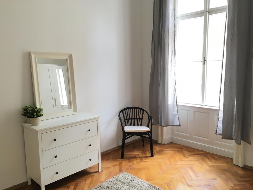 Budget Apartment By Hi5-Rakoczi 24 ブダペスト エクステリア 写真