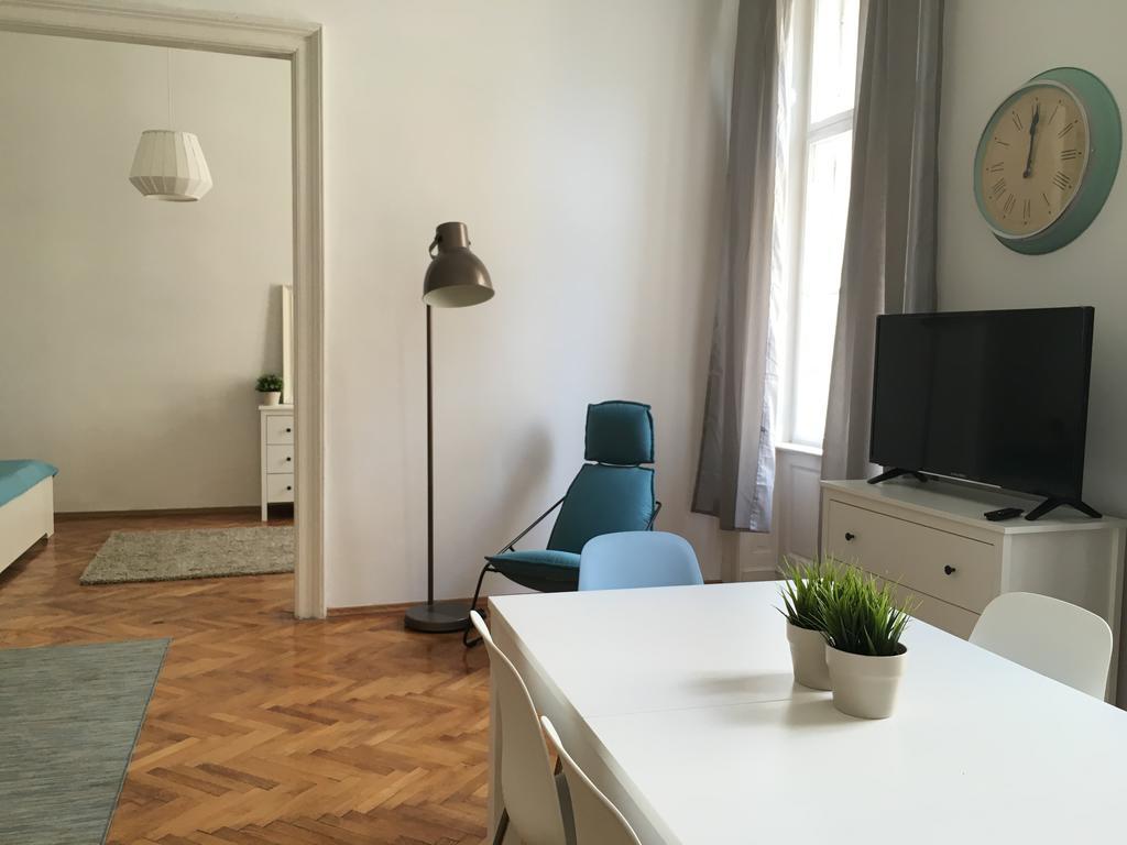 Budget Apartment By Hi5-Rakoczi 24 ブダペスト エクステリア 写真