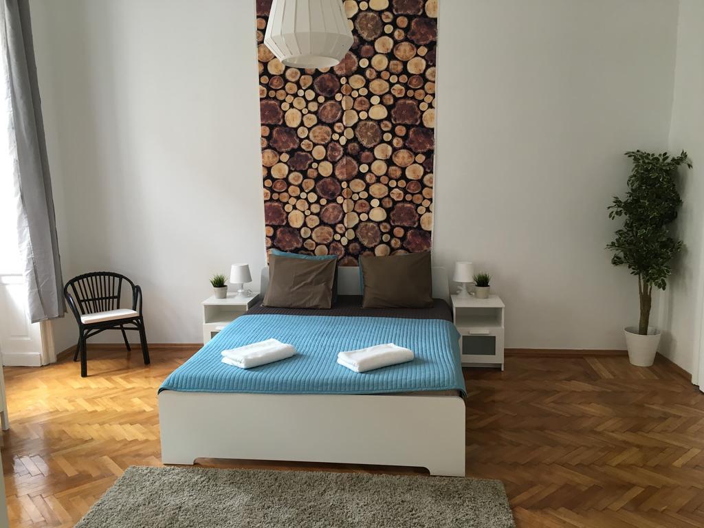 Budget Apartment By Hi5-Rakoczi 24 ブダペスト エクステリア 写真